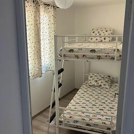 別荘 Maison Charmante A Avec Grand Jardin Et Equipements Pour Enfants